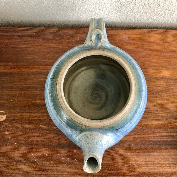 Blue Spruce Pottery handmade teapot - Picture 8 of 13